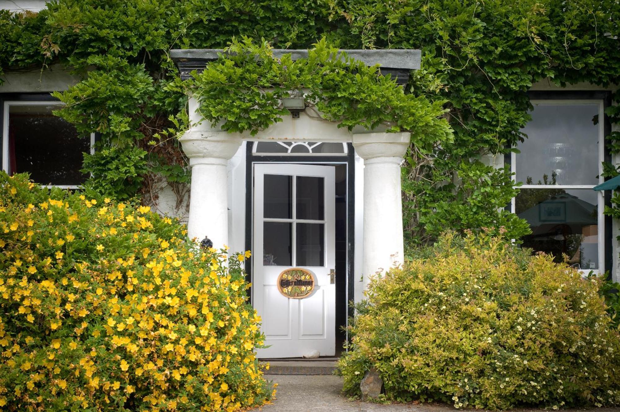 Maison d'hôtes Cuffern Manor à Roch Extérieur photo